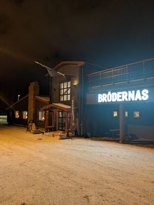The restaurant from outside at Brödernas in Borlaenge