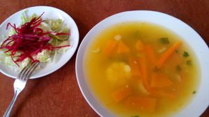 Starter and side salad at Salud y Vida in Huaraz