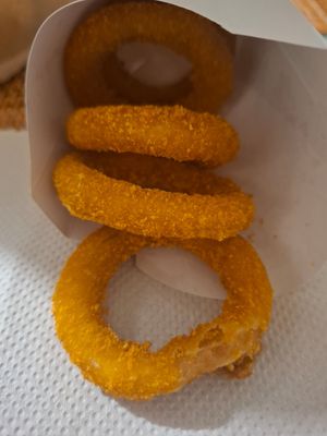 Porção de onions at Refúgio Veg in Rio De Janeiro