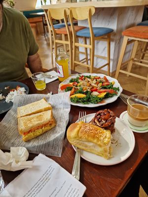 Egg tomato sandwich at LN Fortunate Coffee in Shanghai