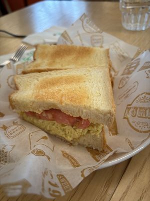 Toast with vegan egg and tomato   at LN Fortunate Coffee in Shanghai