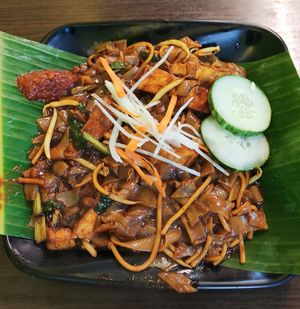 Fried Kway Teow 👍👍👍 at Gokul Vegetarian Restaurant - Fortune Centre in Central Singapore