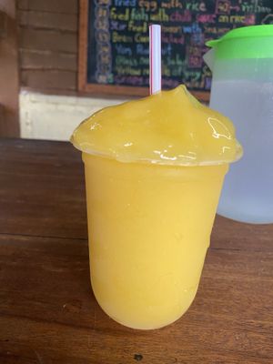 Take note, this is how you make a proper mango smoothie everybody!  at JaJa's Restaurant Thai Vegan in Koh Phangan