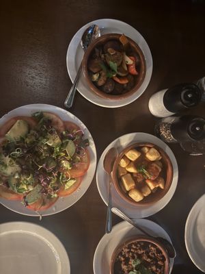 Vegan chorizo, tomato salad  at El Saloon in Gran Canaria