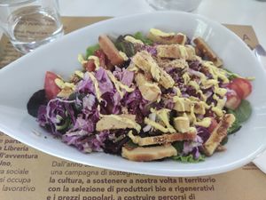 Insalatona at Bistrò Popolare in Brescia