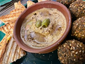   at Shlomo in Grand Baie