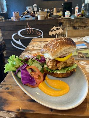 Crispy tofu burger at Shlomo in Grand Baie