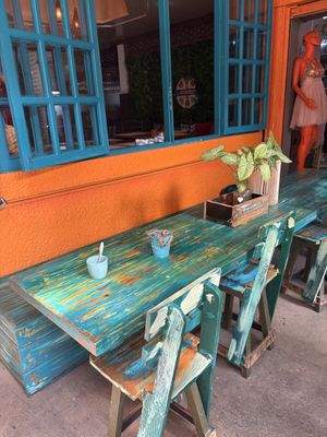   at Shlomo in Grand Baie