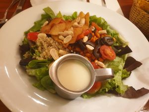 Ensalada altiplanico at El Huerto in Santiago