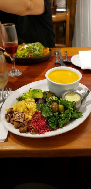 Soup & Salad: Gazpacho & Bowl Marroquí at El Huerto in Santiago