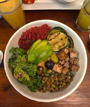 Bowl Marroquí at El Huerto in Santiago