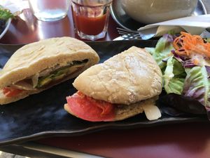 Pita du marché at Utopia in Bordeaux