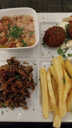 Vegan mezzes with hummus, beans and falafels. at Au Libanais in Troyes