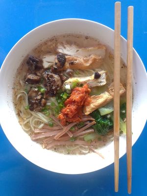 Soup noodles at Sushi Xinxian Mianguan - Fresh Veg Noodle Shop in Mae Sai