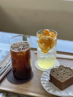 Coffee, 금귤 ade, banana bread  at Grovy in Seoul