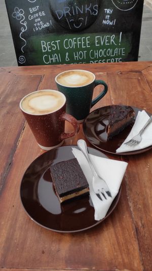  at Coffee Circus Joy in Marsalforn