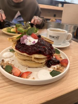 Red vegan pancakes  at Brunchit in Malaga