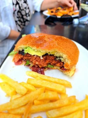 Vegan Avo burger at Perro Sin Rabo in Tenerife