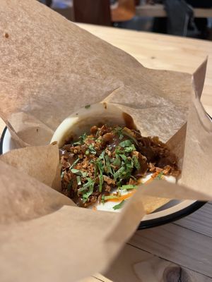 Veggie bao  at Wolf Sharing Food Market in Brussels