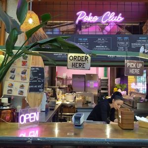  at Wolf Sharing Food Market in Brussels