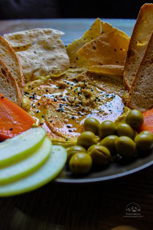 Hummus at Woolloomooloo in Viella
