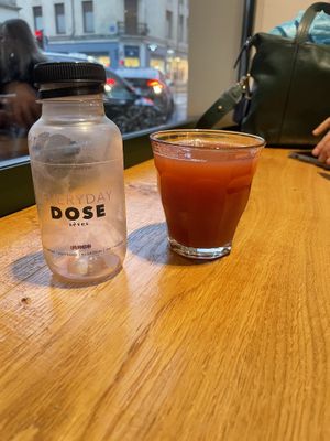 Red cabbage, coriander juice   at Sèves in Nancy