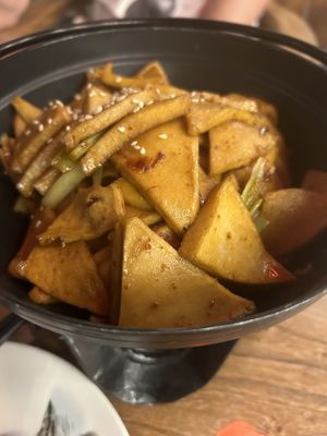   at Jingxin Zhai 净心斋 in Sanya