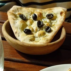  at Pizza Rush - Maybe closed in Lisbon