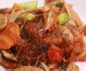 Pad Won Zen (w/ Soy Chicken) at Urban Vegan - Lake View in Chicago