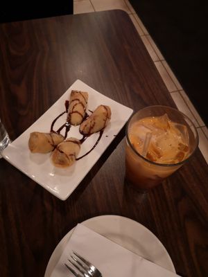 Banana Spring rolls at Urban Vegan - Lake View in Chicago