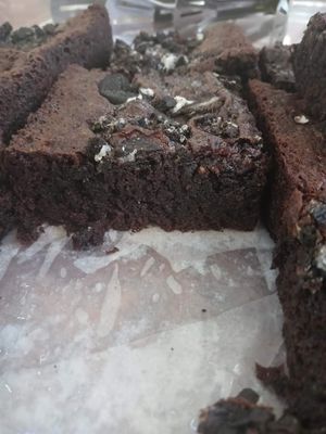 Vegan oreo brownies at Sound Mind Treats in Indianapolis