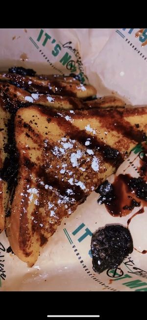 Brunch: Cookie Monster French Toast (Topped with Oreos) #Veganuary at Can't Believe It's Not Meat - Chicago Ave in Chicago