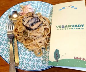 #veganuary taking part in Lush Korea promo at Villa De Costes in Seoul