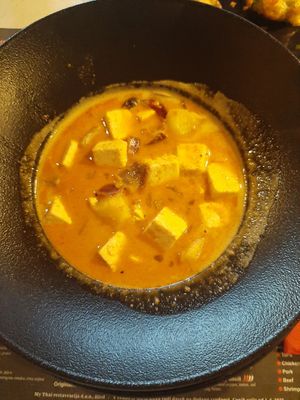 Massaal curry at ARROI Restaurant in Bled