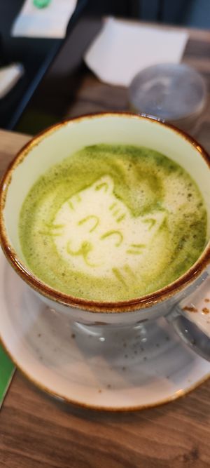 Matcha with oat milk (you can request for soy if you prefer, 🐱 design is requested for) at Soul Kind Cafe in West Singapore