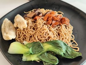 Kolo mee with fried dumplings and mushrooms at Soul Kind Cafe in West Singapore
