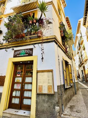   at Samarkanda in Granada