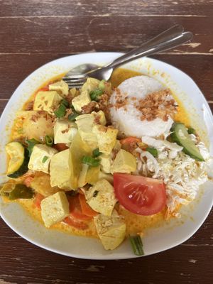 Tofu curry  at Mabuhay  in Berlin