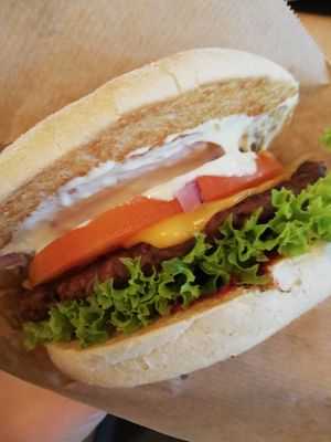 Leckere vegane Burgersauce at Simple Burger in Verden