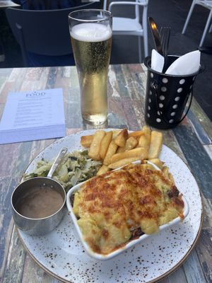 The veggie haggis and potatoe pie  at Beehive Inn in Edinburgh