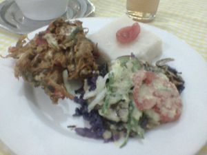 Plate of food at El Huerto in Barranquilla