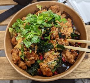 seitan bowl at Bowls & Pots by Maykay in Graz