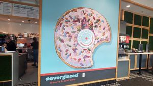  at Everglazed Donuts & Cold Brew in Lake Buena Vista