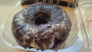  at Everglazed Donuts & Cold Brew in Lake Buena Vista