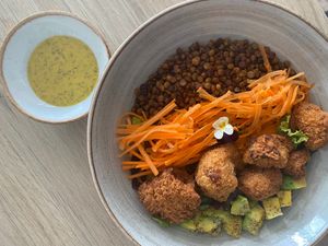 Build your own bowl at Gigi's Plant Based in Pereira