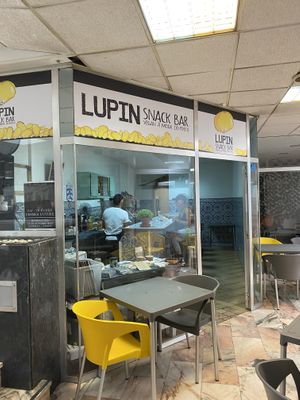   at Lupin Snack Bar in Porto