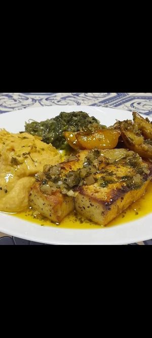  at Lupin Snack Bar in Porto