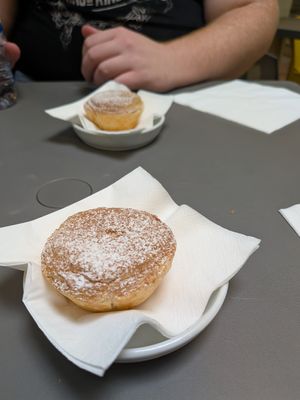  at Lupin Snack Bar in Porto