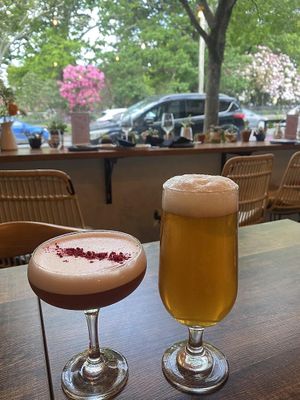 French Martini and T-Bone Pale ale at Monsoon in Launceston