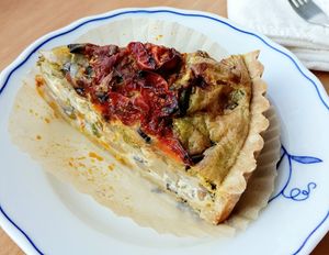 Herb pesto & cream vegetable quiche at Wholesome 홀썸 in Seoul